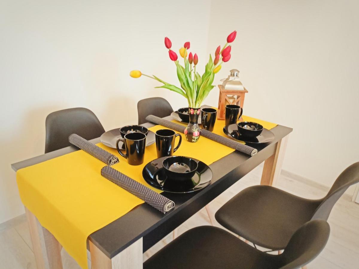 Apartament Celebrity Lägenhet Leśna Exteriör bild
